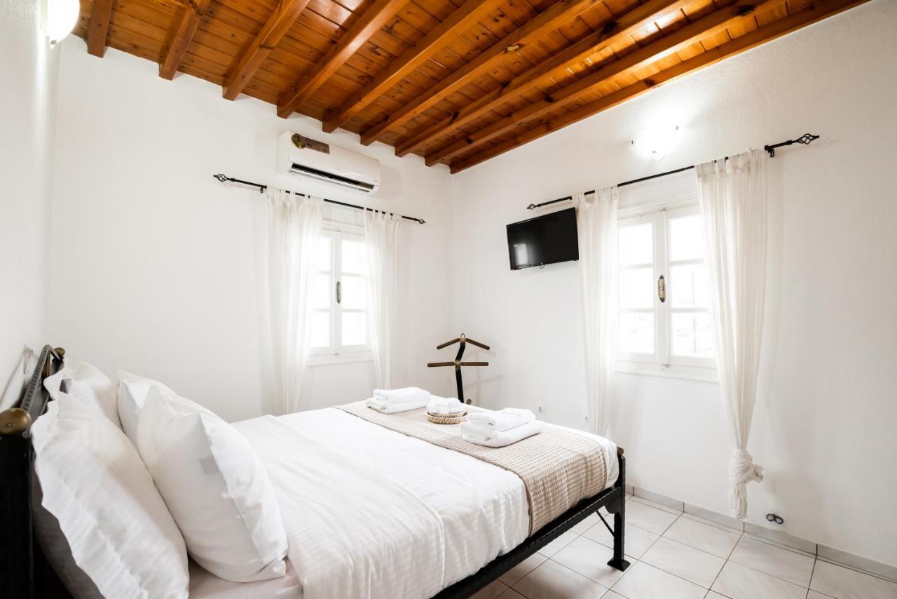 Aniko Suites Psarou Pszarú Kültér fotó